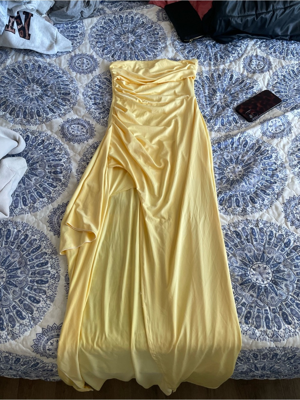 Kendall & Kylie Strapless Yellow Ruched Evening Gown